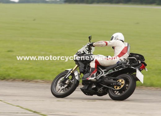 Triumph Adventure 800 in azione - Fotogallery - 1